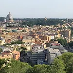 Romolo House